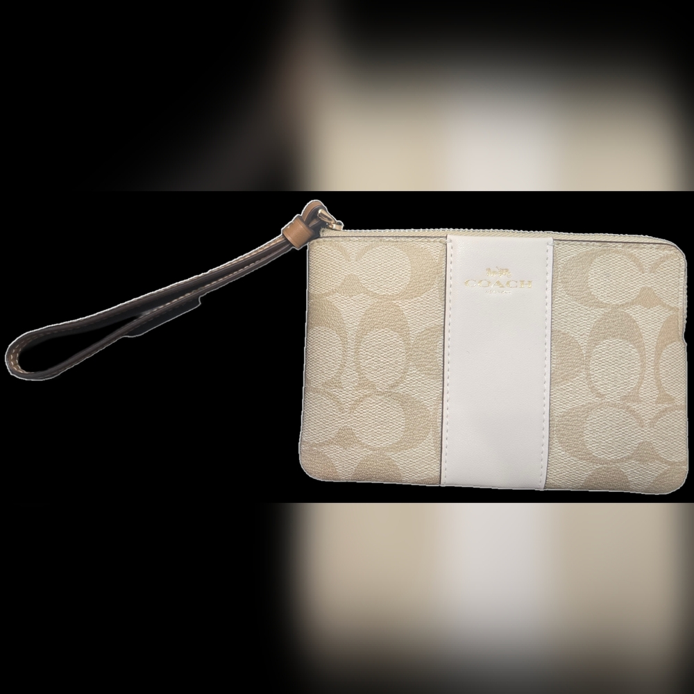 NWT Coach Light Khaki Wristlet
